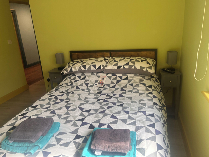 Bedroom 3, Tumbledown Hotel, Shropshire
