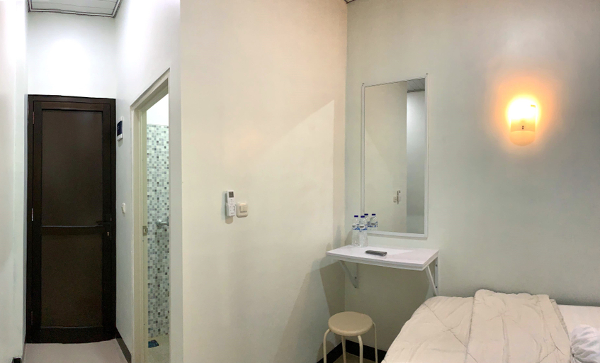 Bathroom 4, Guest House Kusuma Raya, Semarang