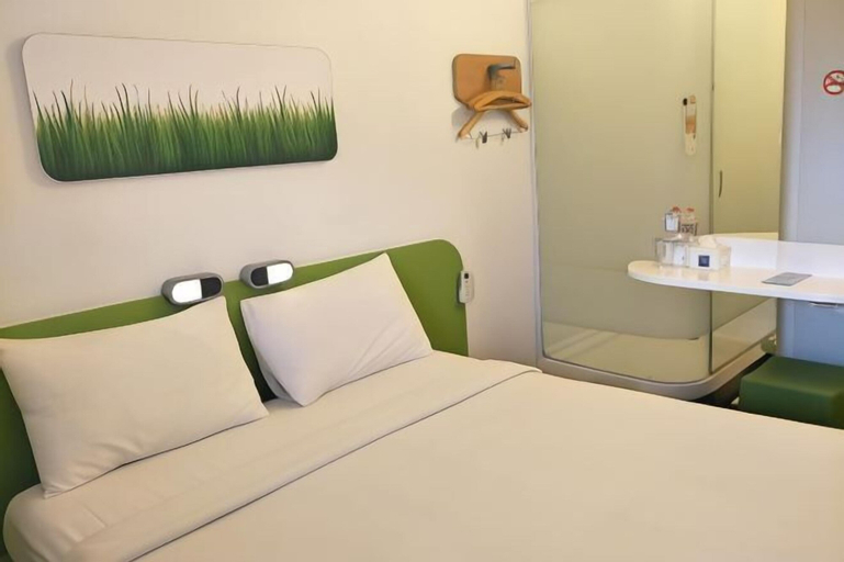 Bedroom 14