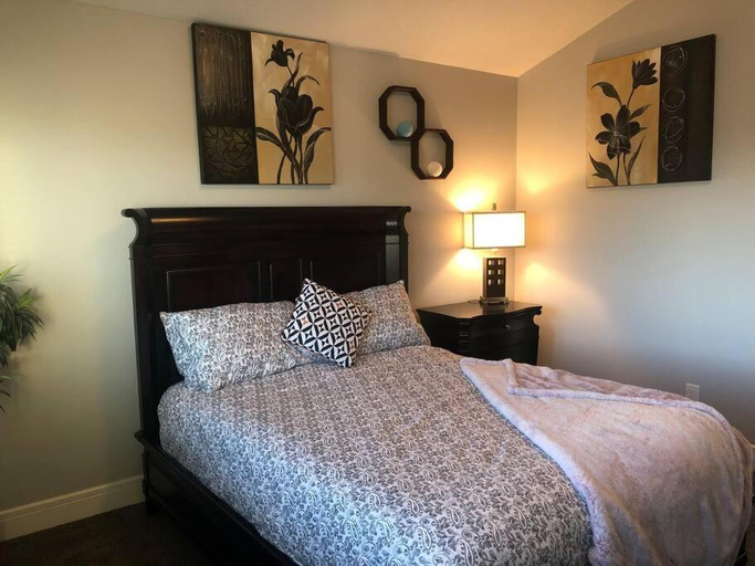 Bedroom, Cozy and beautiful 3 bedroom house close to lake, Division No. 11