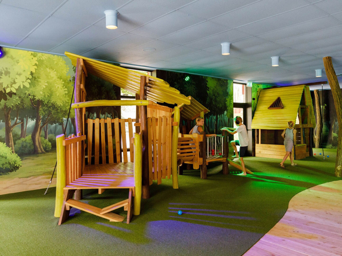 Children's area, Bungalow With a Tree House box bed on Veluwe, Epe