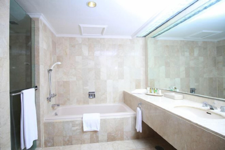 Bathroom 5