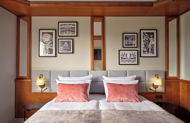 Bedroom 8