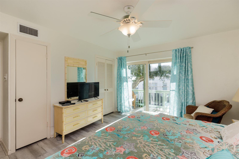 Bedroom 2, Coastal Charm, Aransas