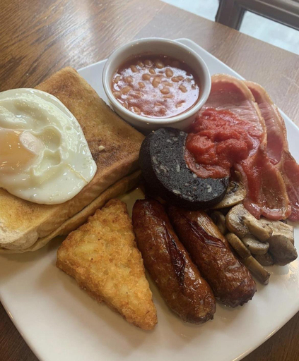 Food & Drinks 5, Fenwick Sunrise Hotel, Sefton