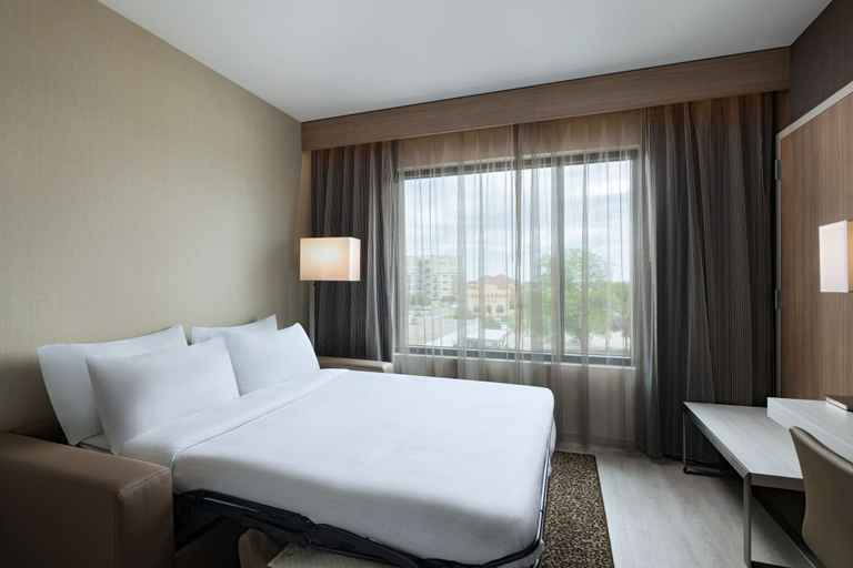 Bedroom 3, AC Hotel By Marriott Waco Downtown, McLennan