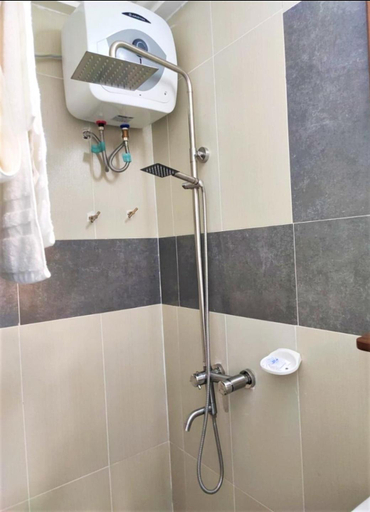 Bathroom 3, Downtown Virgins Hotel, Komenda-Edina-Eguafo-Abirem