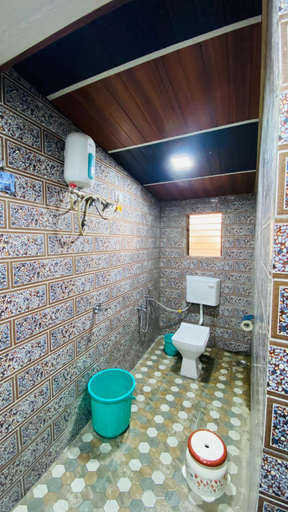 Bathroom 3, Ashoka Lawns And Resort, Raigarh