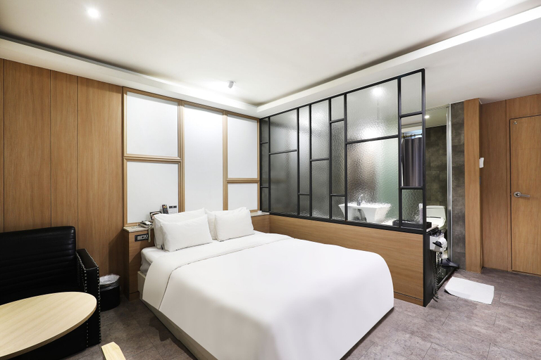 Bedroom 3, MOON HOTEL, Pyeongtaek