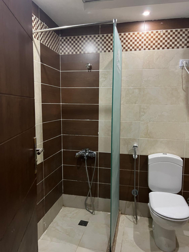 Bathroom 2, Compound cecelia, Al-Ghurdaqah