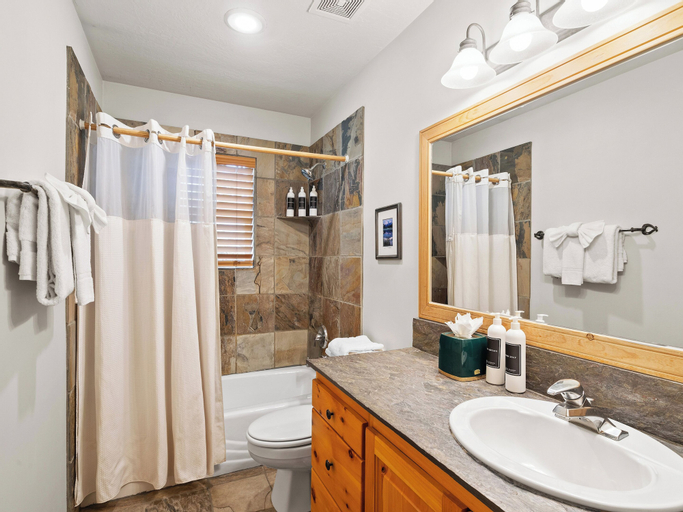 Bathroom 3