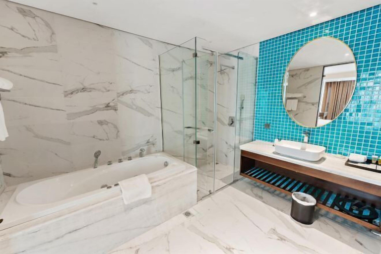 Bathroom 13