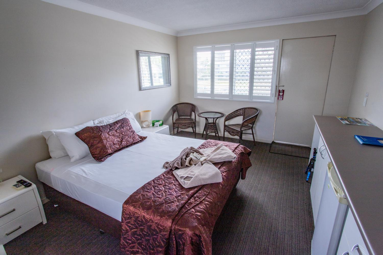 Bedroom 13