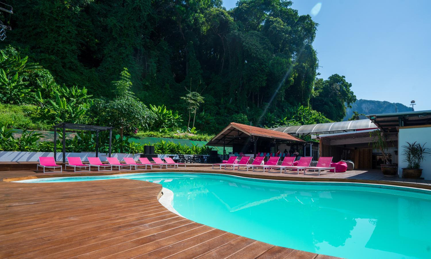 Sport & Beauty 4, Base Party Hostel 18-35 Years Old Only, Mueang Krabi