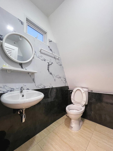 Bathroom 2, Garden House Phra Khun Pho-Mae, Muang Udon Thani