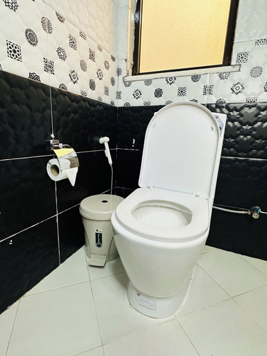 Bathroom 3, Calm Corner Addis, Addis Abeba