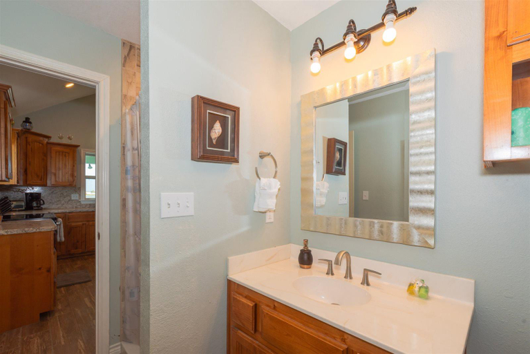 Bathroom, Waterfront Escape, Aransas