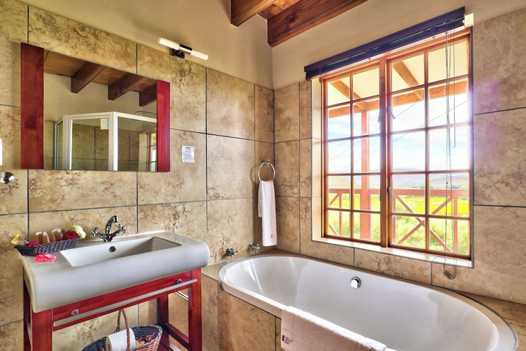 Bathroom 4, Orange Grove, Cape Winelands