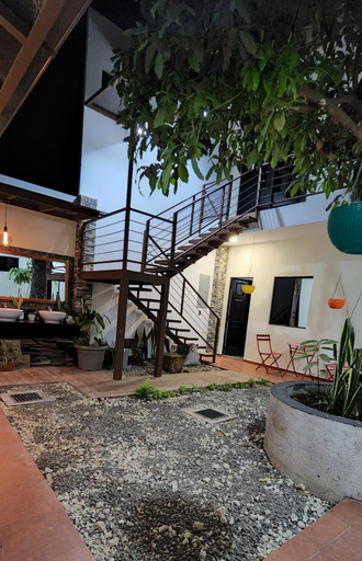 Exterior & Views 1, Altea Hostal, Santa Ana