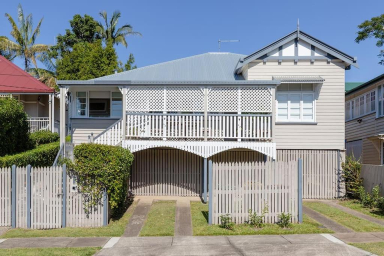 Quaint & Cosy 1 Bedroom Apartment in Queenslander., Annerley