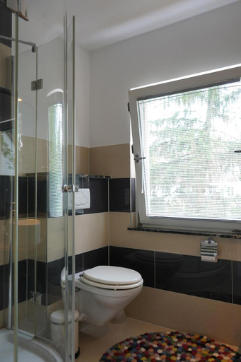 Bathroom 5, Maisonettewohnung in TOP Lage, Wolfsburg