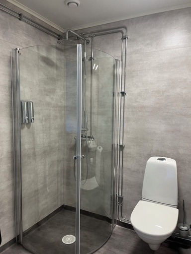 Bathroom 4, Flygeln lägenhetshotell, Leksand