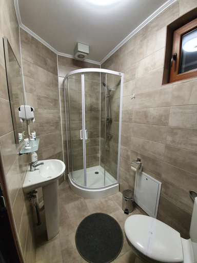 Bathroom 3, Cabana Rares, Novaci