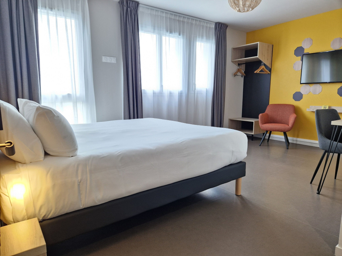 Bedroom 4, Beelodge Hôtel Blois Centre, Loir-et-Cher