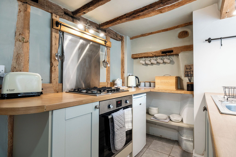 Others 5, Clifford Chambers Cosy 2 Bedroom Cottage, Warwickshire
