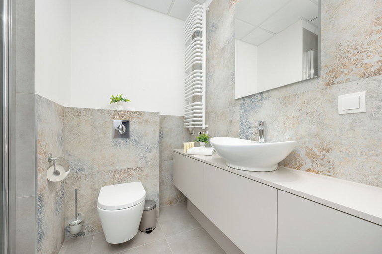 Bathroom 3, Business Apartment Parking by Renters, Warsaw