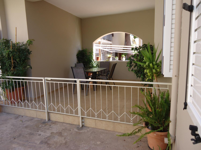 Exterior view 3, Vetsa's Experience, Peloponnese