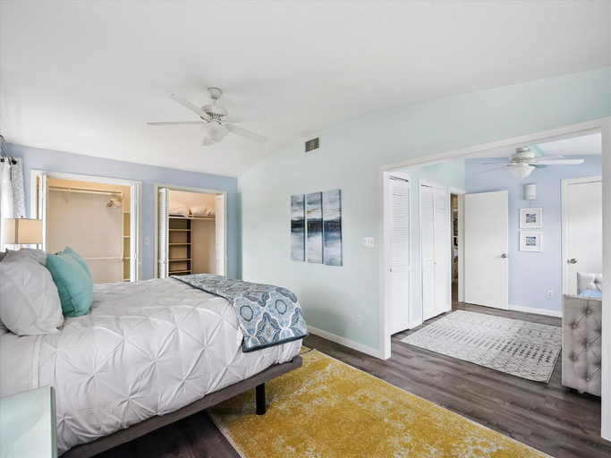 Others 3, All Day Bay Dream, Galveston