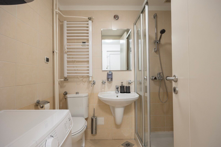 Bathroom 3, Belgrade Center Apartment Skadarlija III, Belgrade