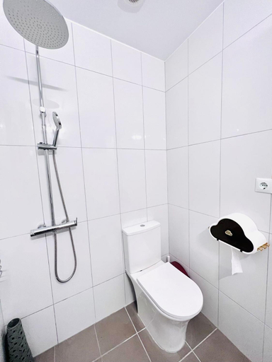 Others 5, sky inn with wonderful Acropolis view in Neos kosmos, Attica