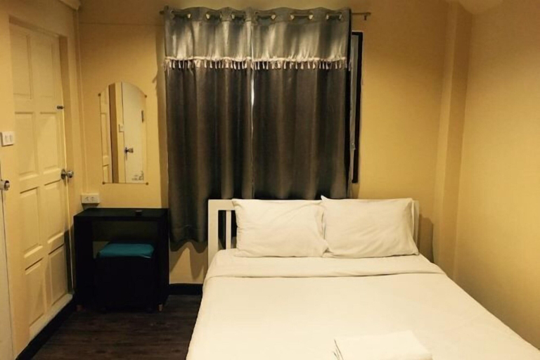 Bedroom 10