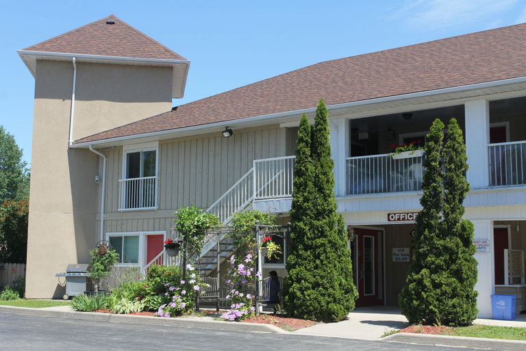 Others 1, Saga Resort, Lake Hurron