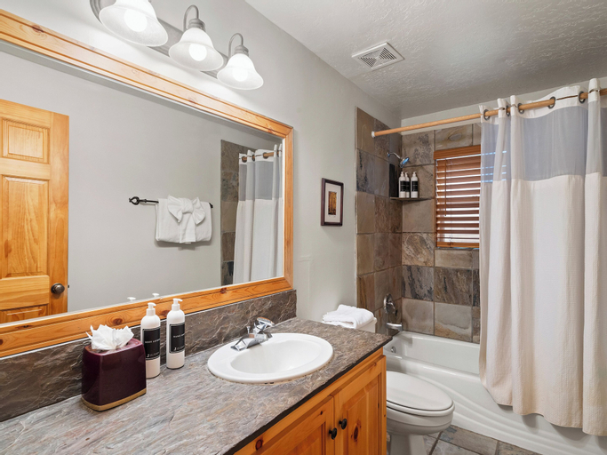 Bathroom 2