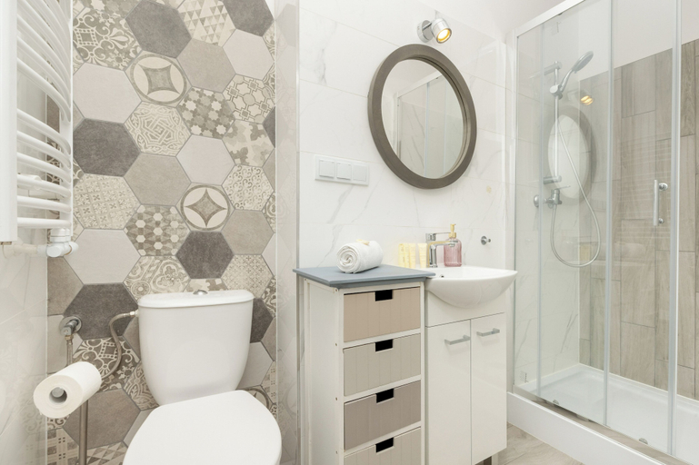 Bathroom 3, Sopot Studio With Veranda by Renters, Sopot