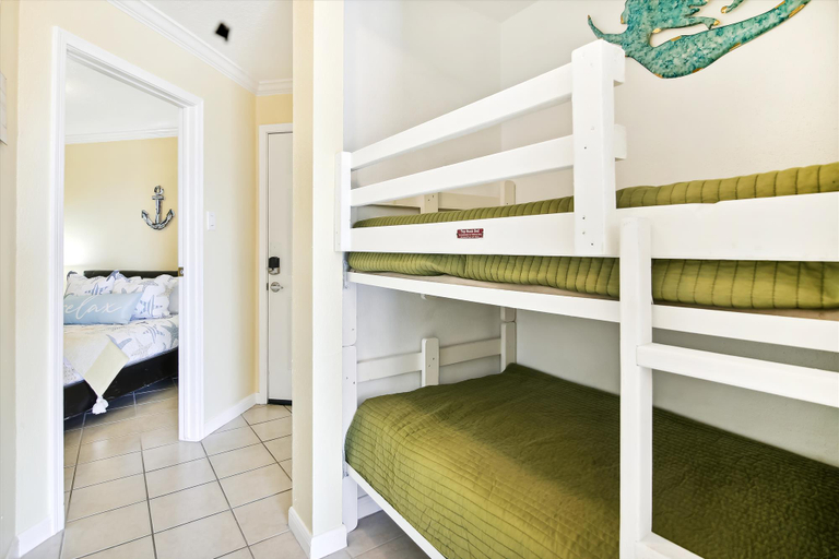 Bedroom 3, Victorian 6106 - Seaside Suite, Galveston