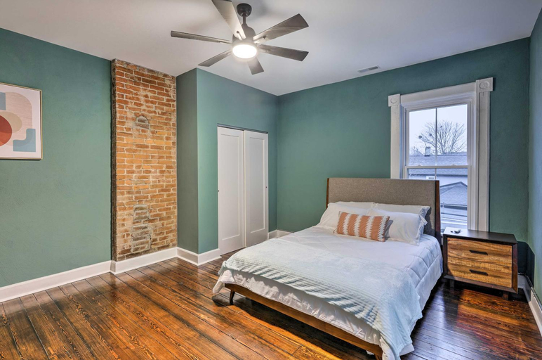 Near Downtown Dayton Historic South Park Home, Montgomery