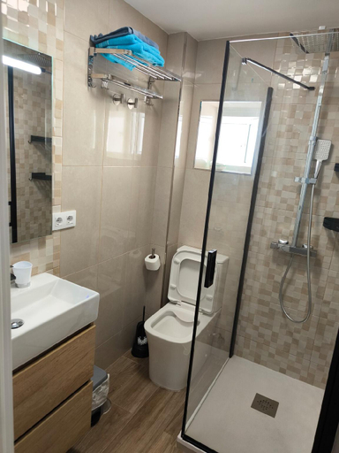 Bathroom 2, Encanto Costero, Huelva
