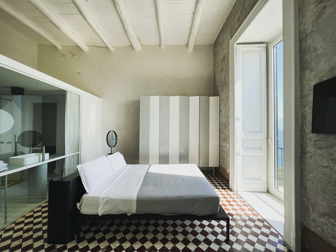 Bedroom 4, PRIMOPIANOPOSILLIPO, Napoli