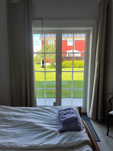 Bedroom 3, Flygeln lägenhetshotell, Leksand