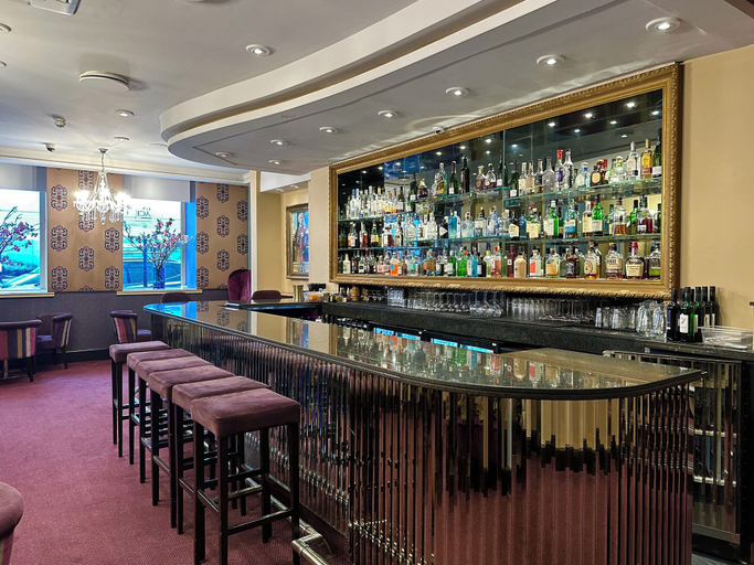 Food & Drinks 5, Strand Palace Hotel, London