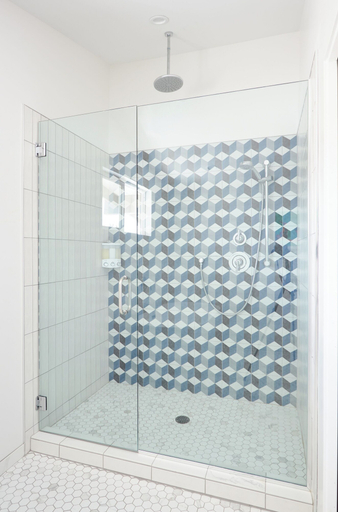 Bathroom 4, The Cole, Riverside