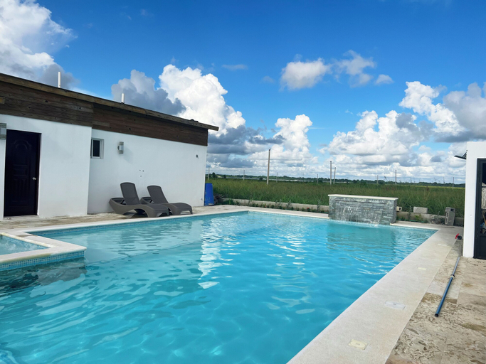 Sport & Beauty 4, Elegant - Luxury and Private Villa, Guerra