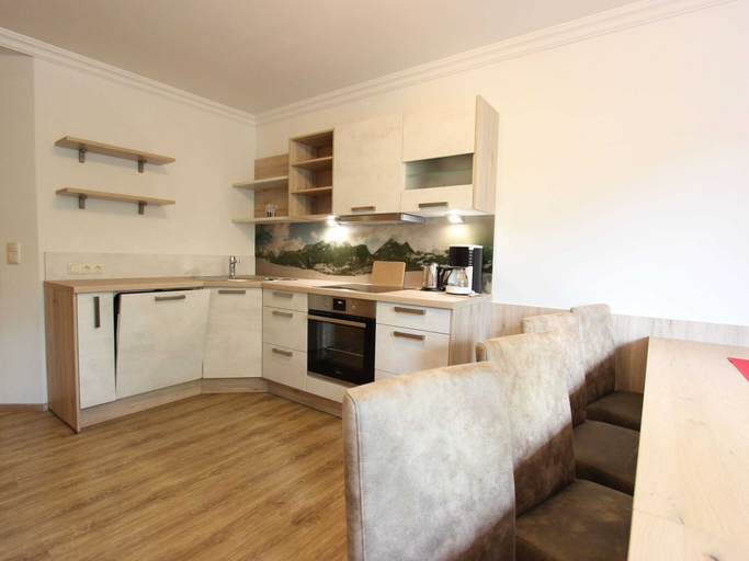 Others 5, Modern Apartment in Fieberbrunn With Terrace, Kitzbühel