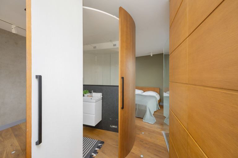 Bathroom, Studio With a View of Warsaw by Renters, Warsaw