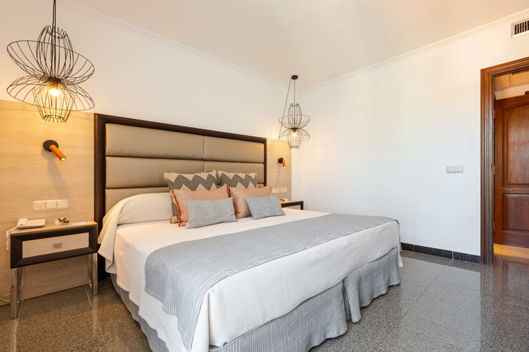 Bedroom 4, S'Argamassa Boutique Hotel, Baleares
