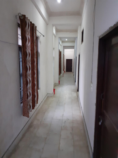 Others 3, Hotel aasra guest house, Kangra